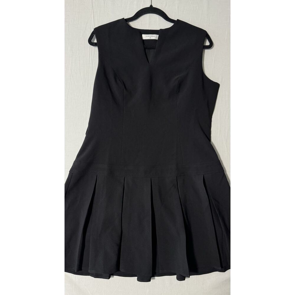 Commense Sleeveless Keyhole-Neck Pleated Black Mini Dress (No Belt inc) Size XL - Picture 3 of 10